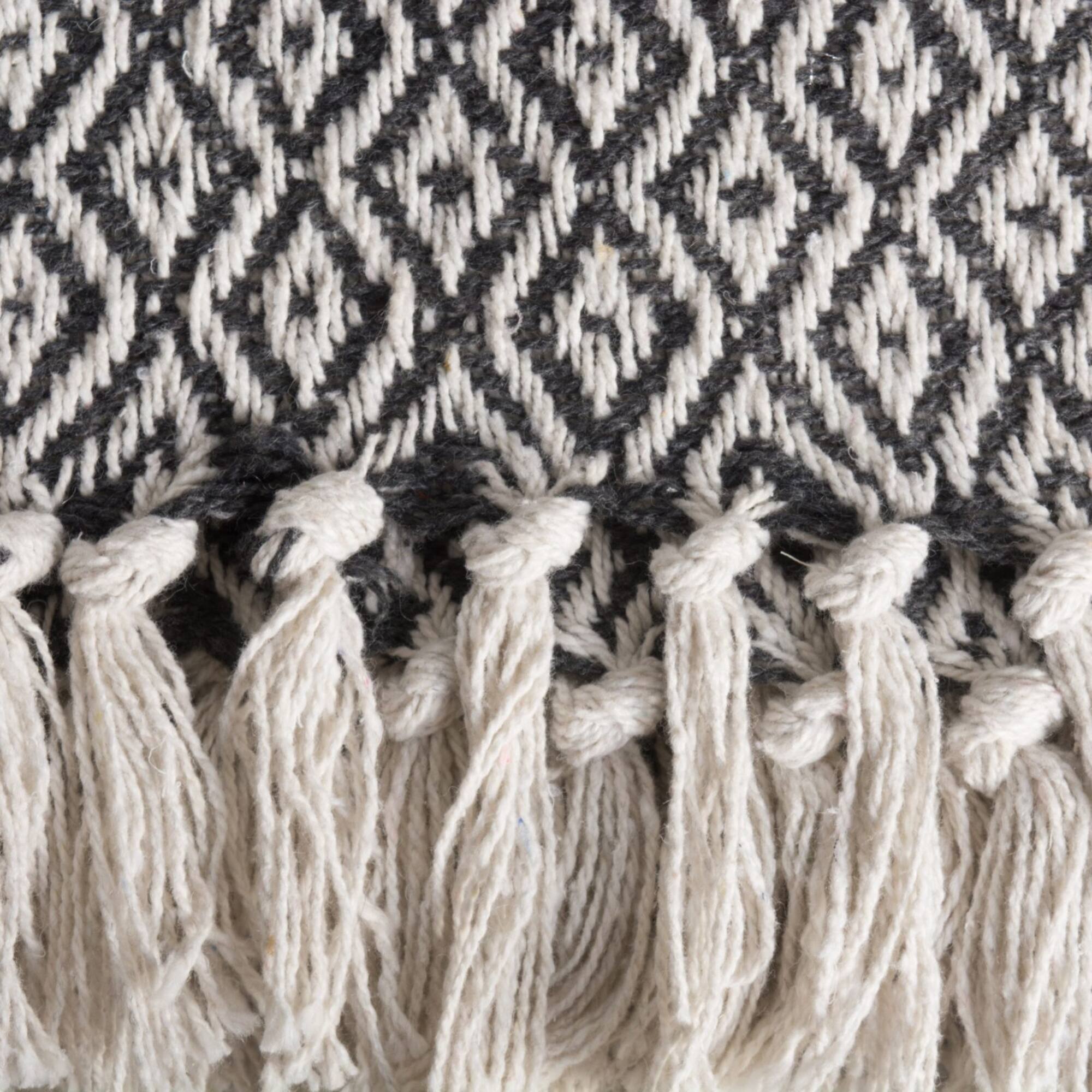 DII® Mineral Double Diamond Throw